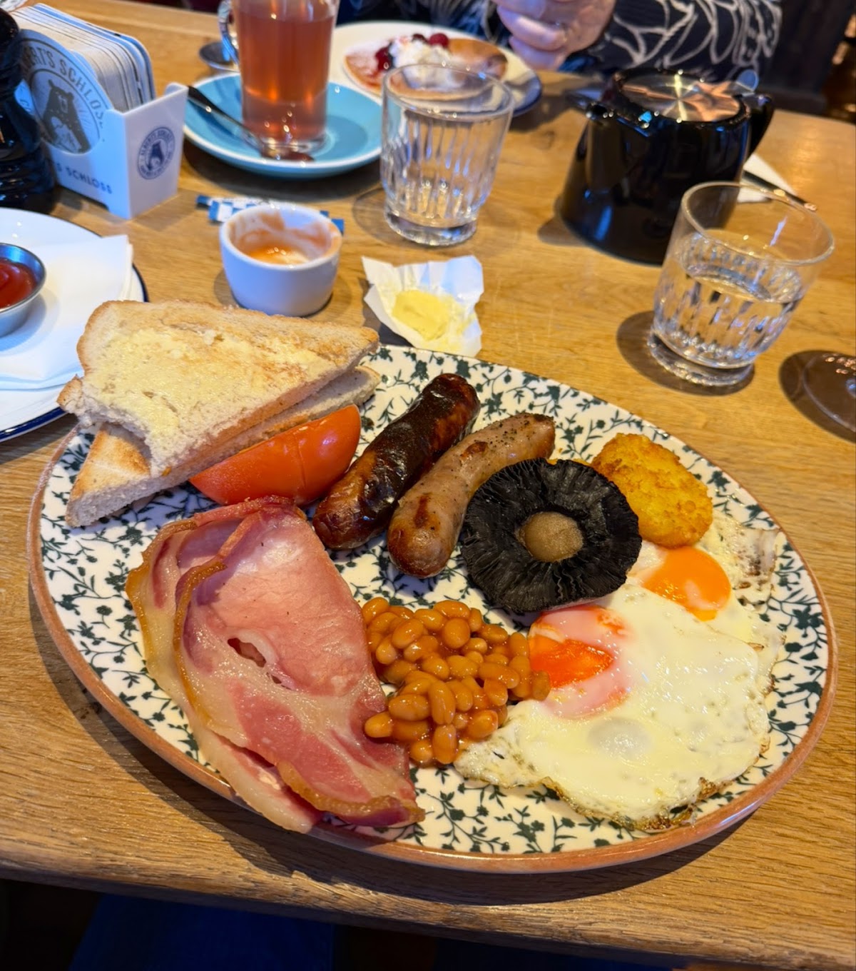 Albert's Schloss - Manchester — photo 4