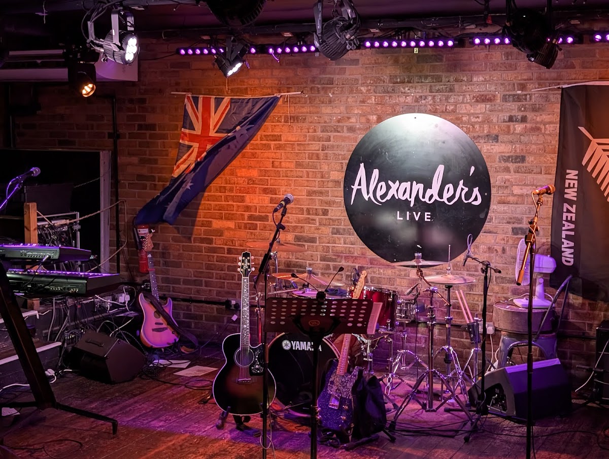 Alexander's — photo 1