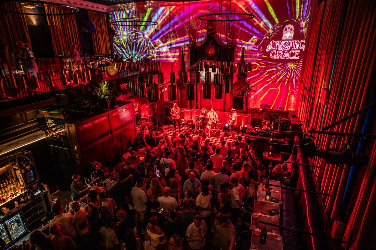 Amazing Grace London Bridge — photo 3