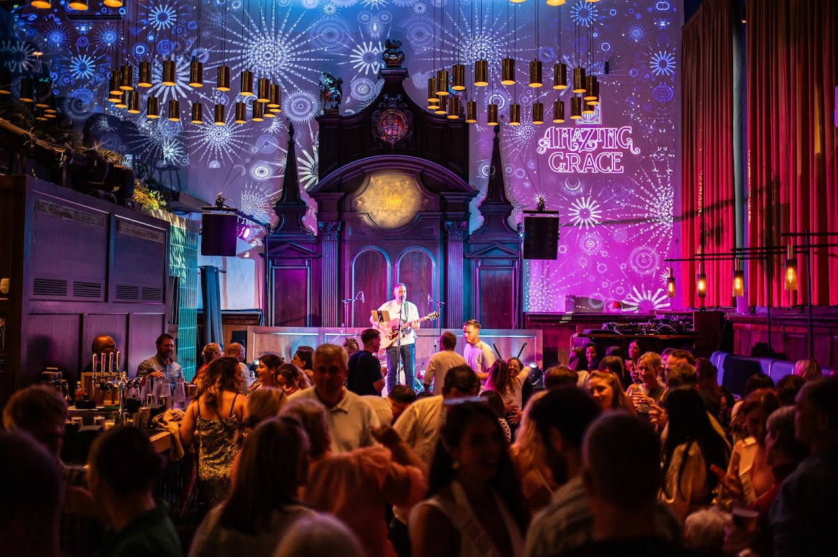 Amazing Grace London Bridge — photo 4