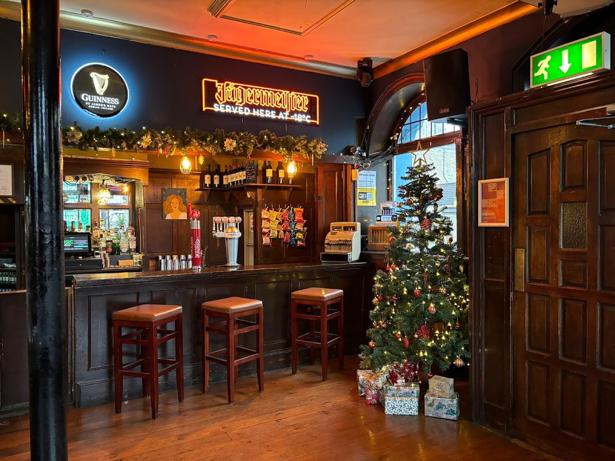 Amersham Arms — photo 4