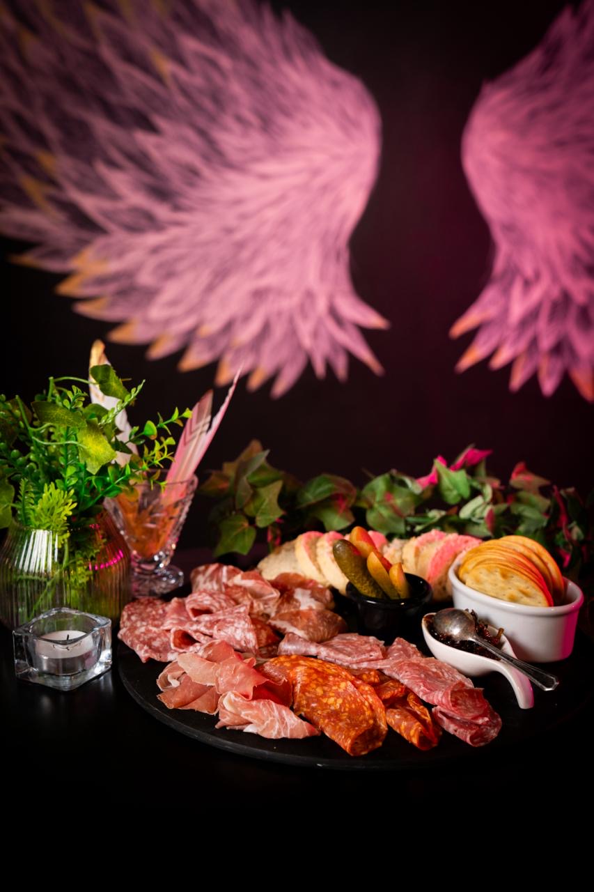 Angel Bar & Supper Club - Caversham - Reading — photo 3