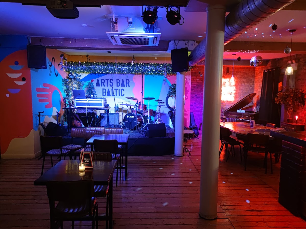 Arts Bar Baltic — photo 1