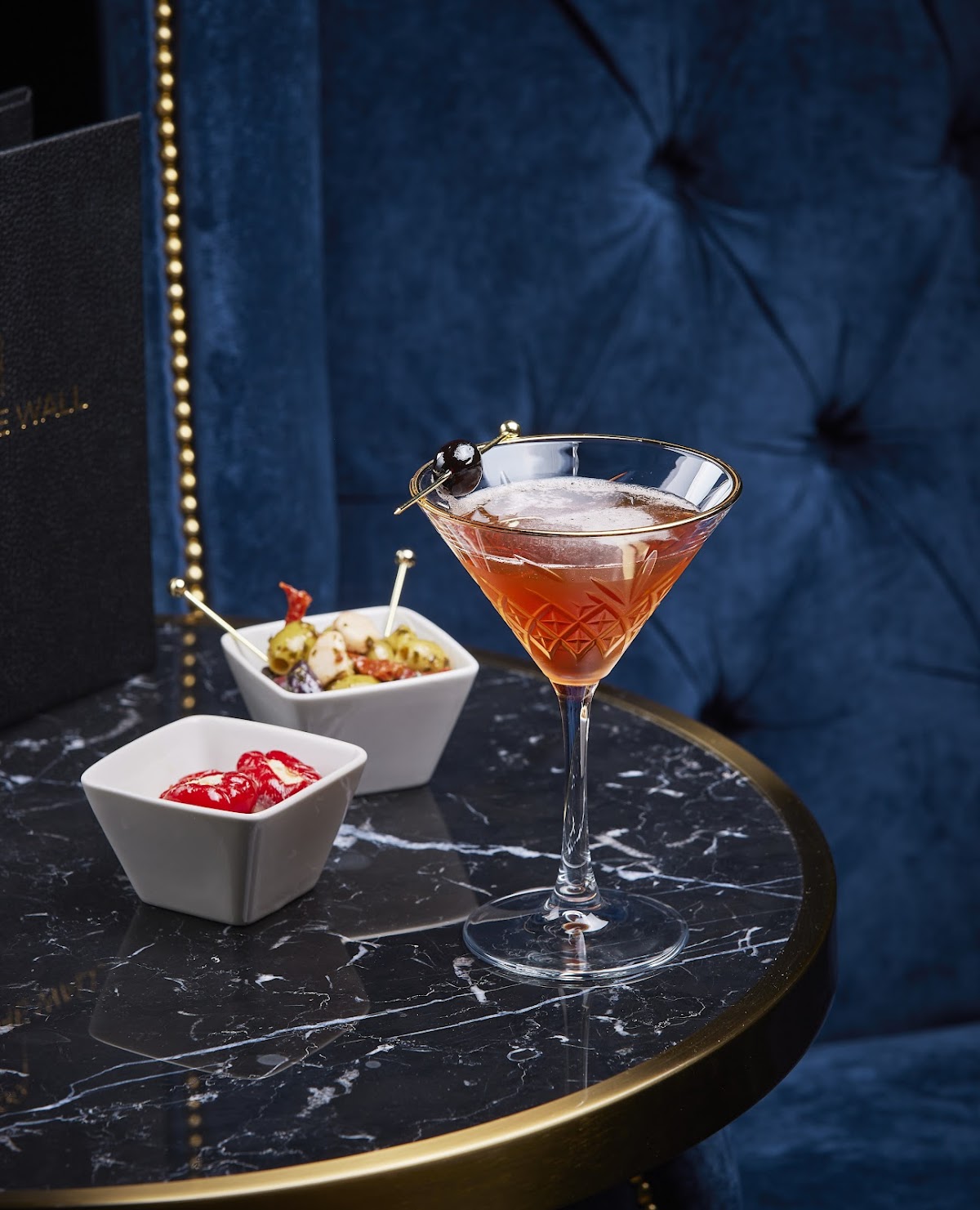 Cat In The Wall — photo 2