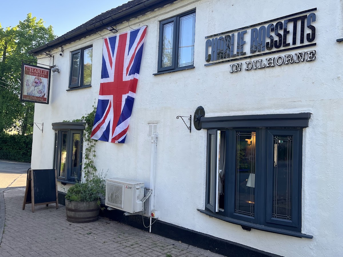 Charlie Bassett's — photo 4