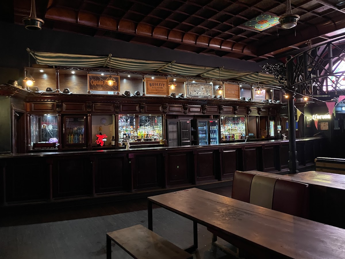 Coyote Ugly Saloon Cardiff — photo 4