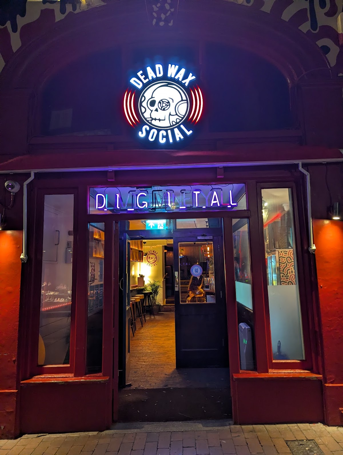 Dead Wax Social — photo 3