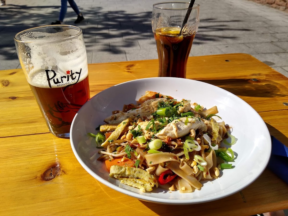 The Drapers' Bar — photo 2