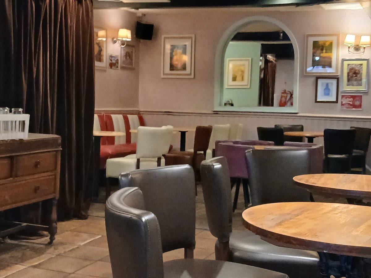 Flute & Tankard — photo 4