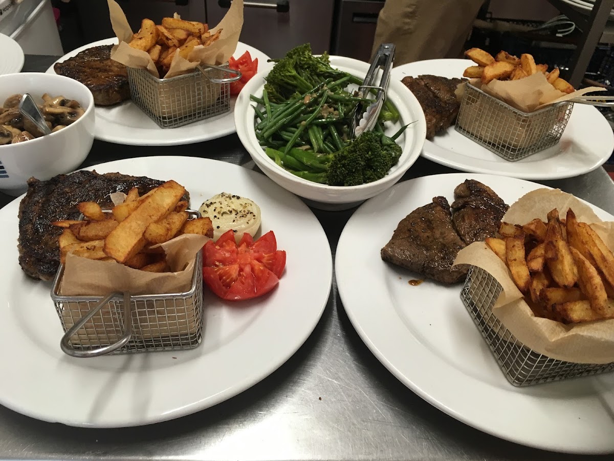 Foresters Arms — photo 2