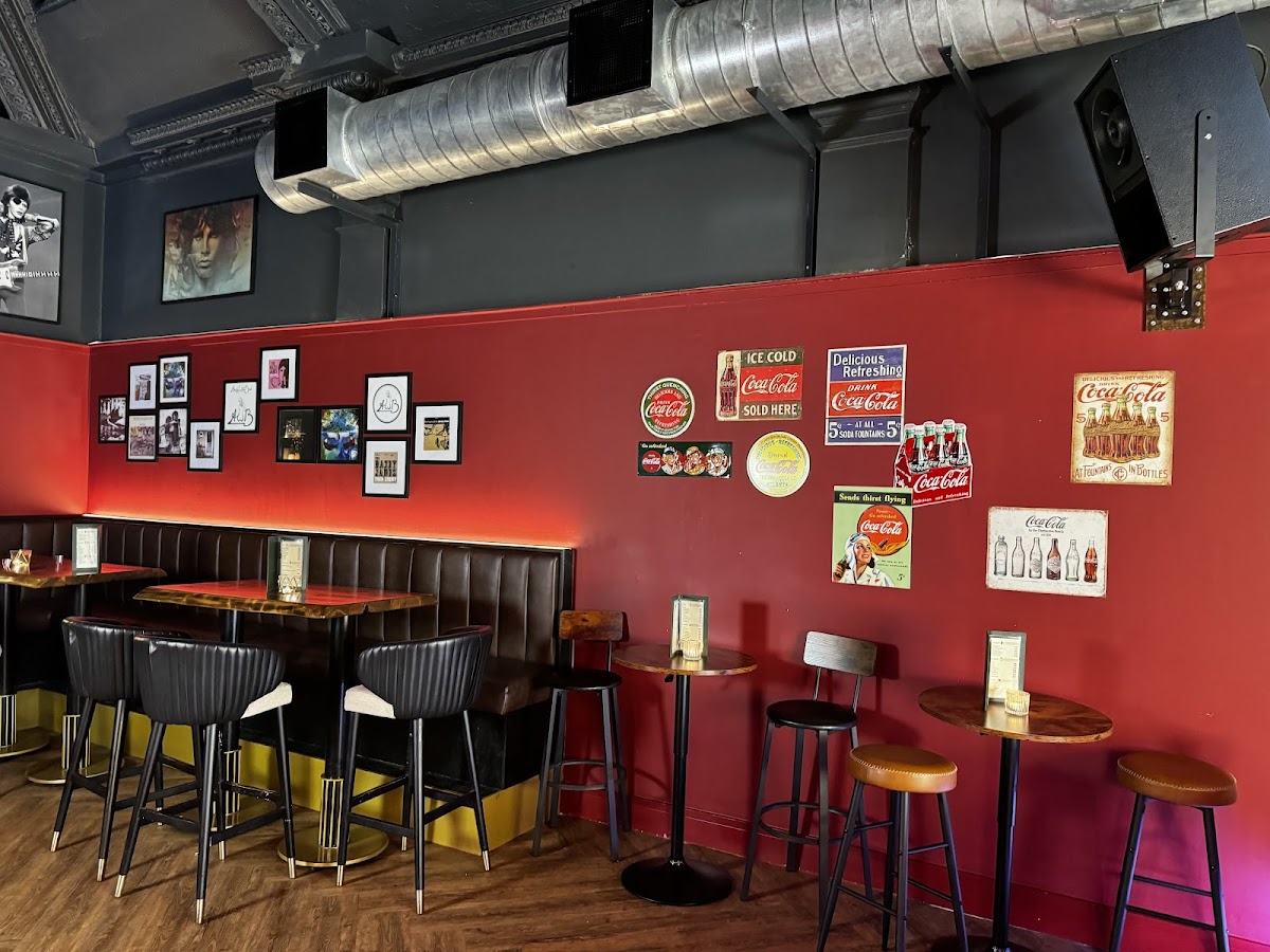 Groucho’s — photo 4