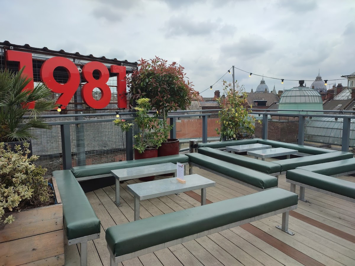 Headrow House — photo 4