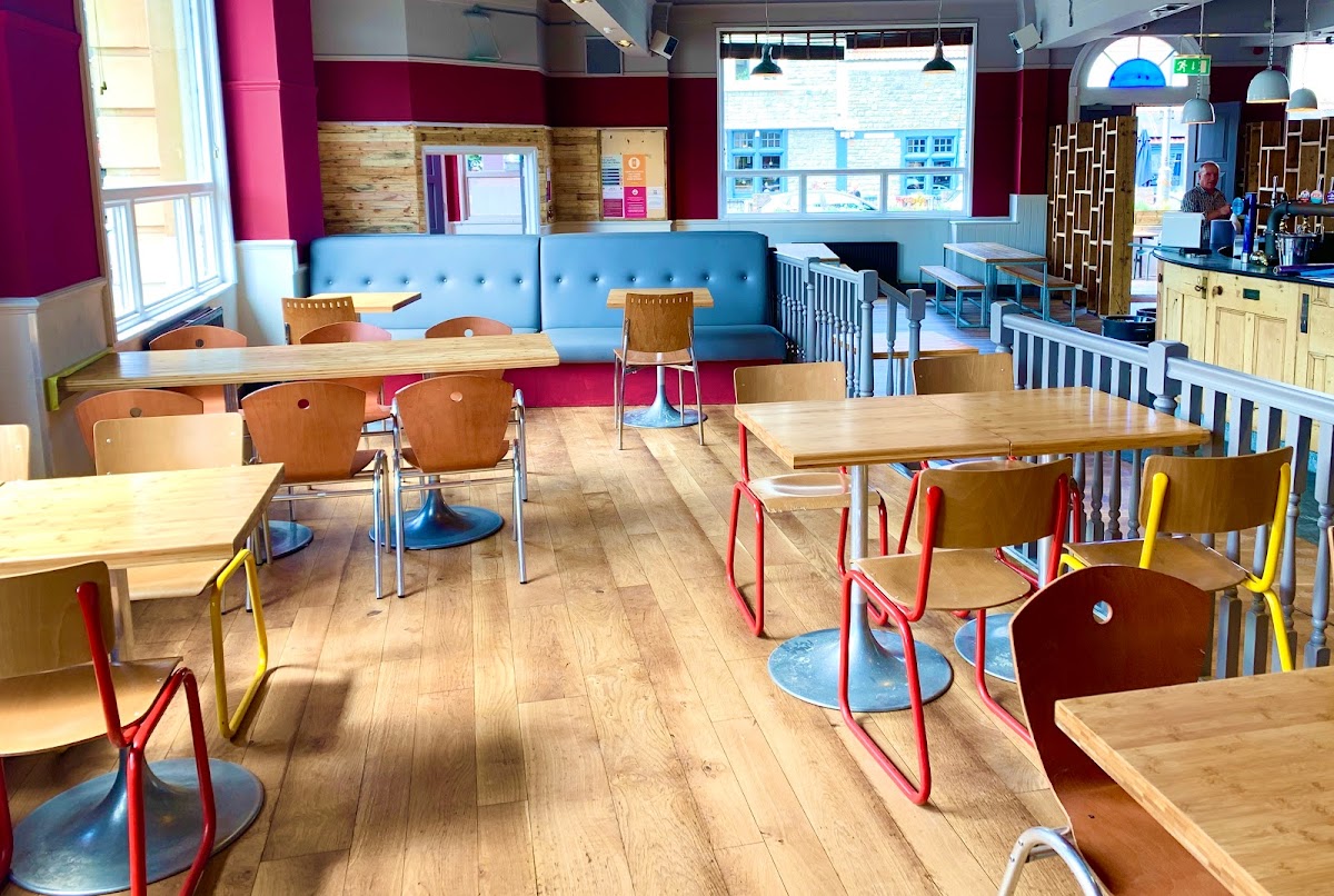 Hen & Chicken — photo 4