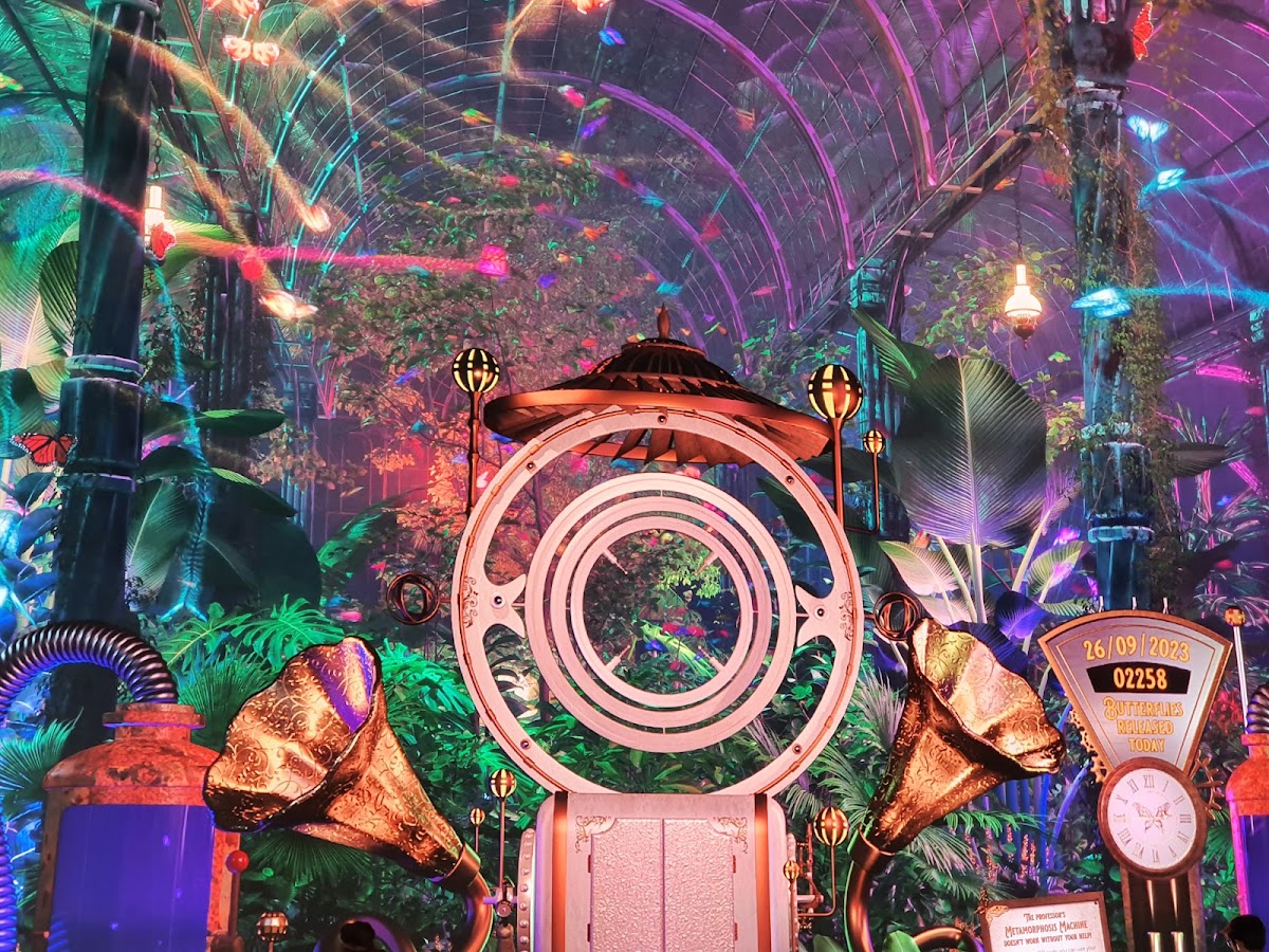 HERE at Outernet — photo 3