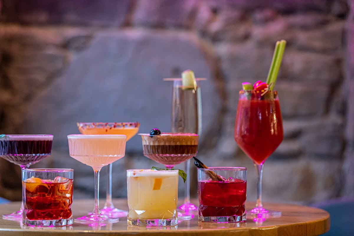 Home Bar — photo 2