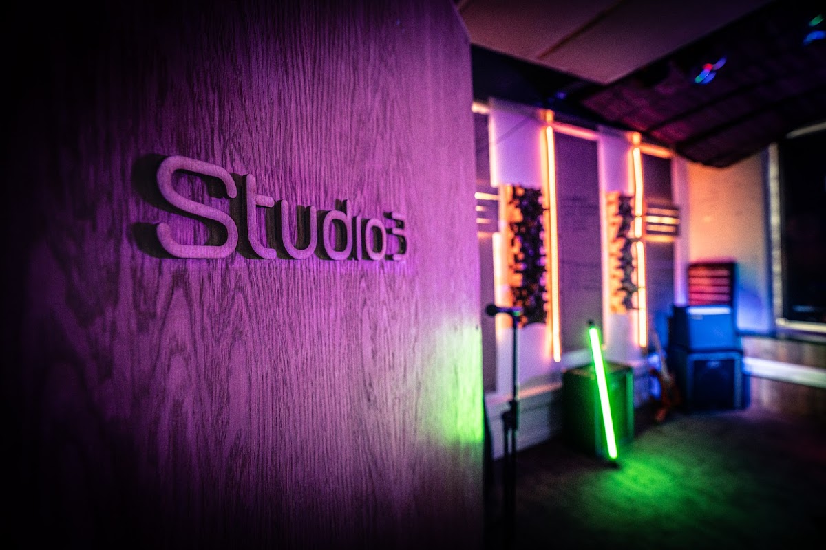 Hybrid 3 Studios — photo 1