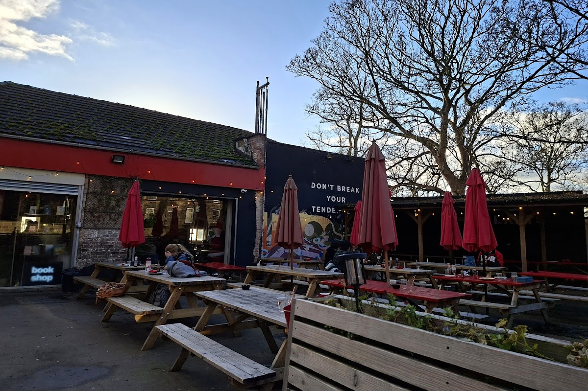 Hyde Park Book Club — photo 3