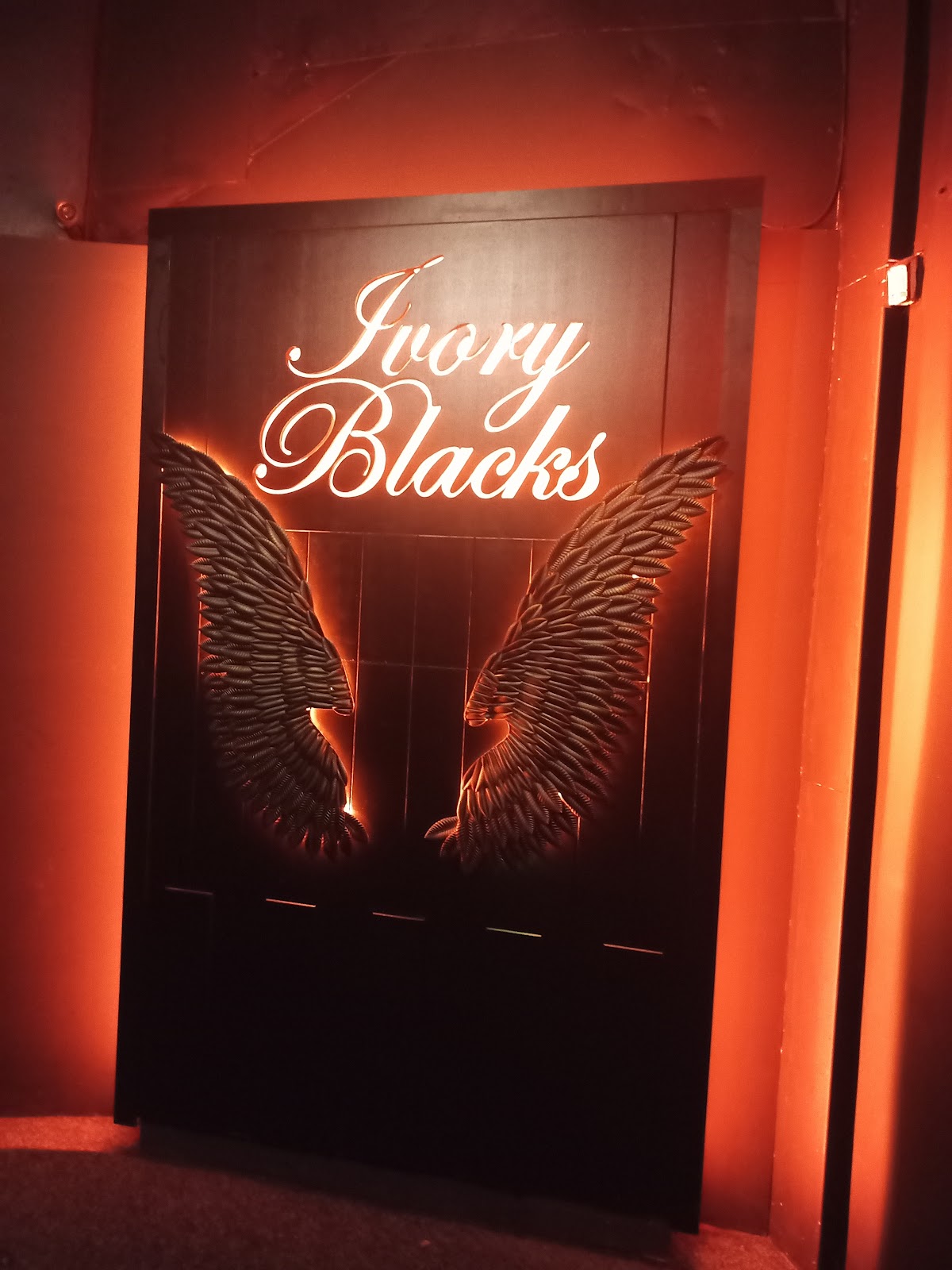 Ivory Blacks — photo 4