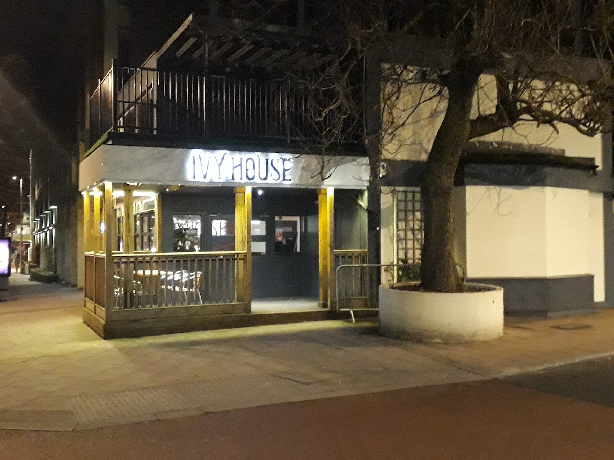 Ivy House — photo 3