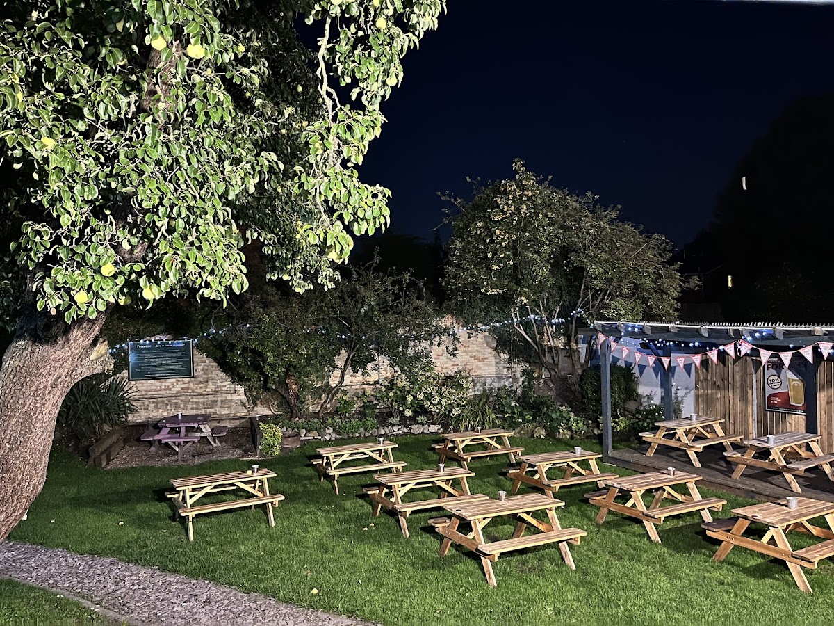 Johnson Arms — photo 4