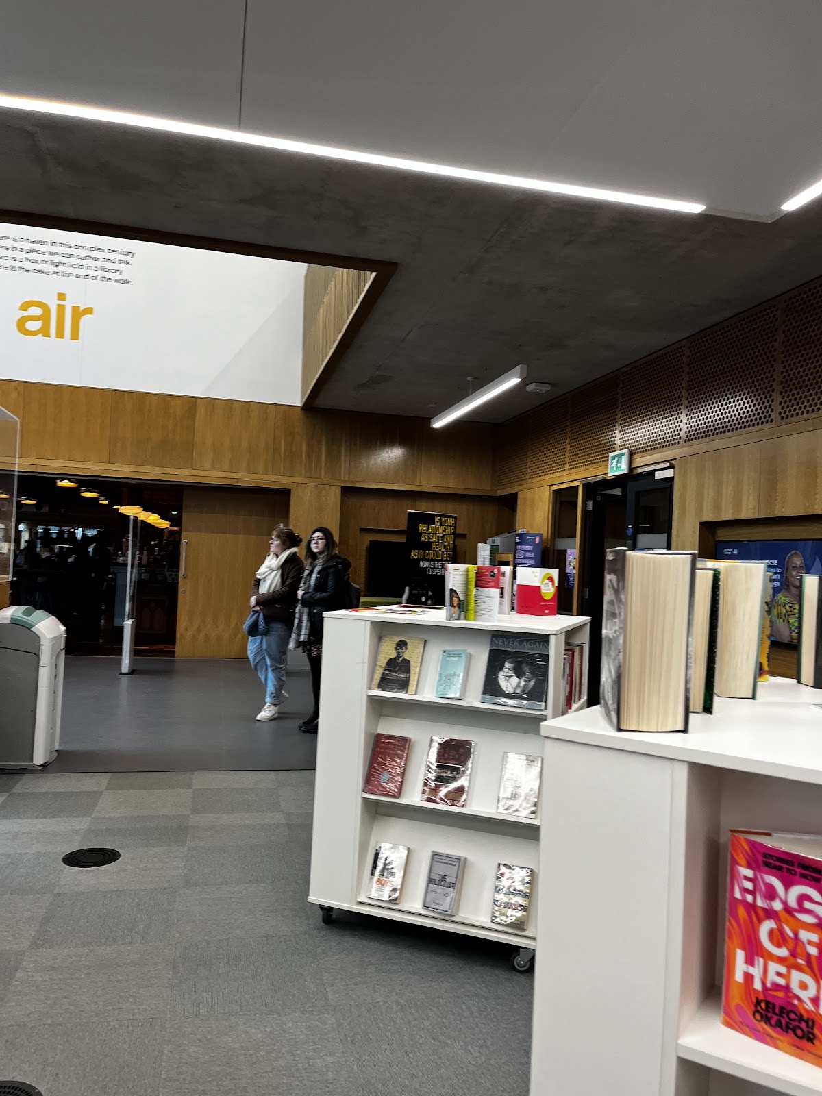 Library @ the Lightbox — photo 4
