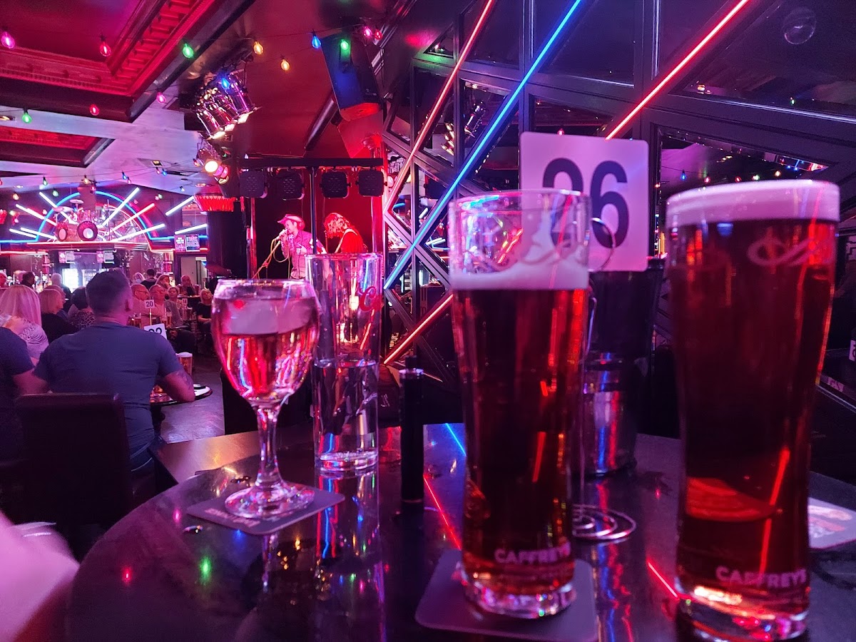 Live Lounge — photo 2