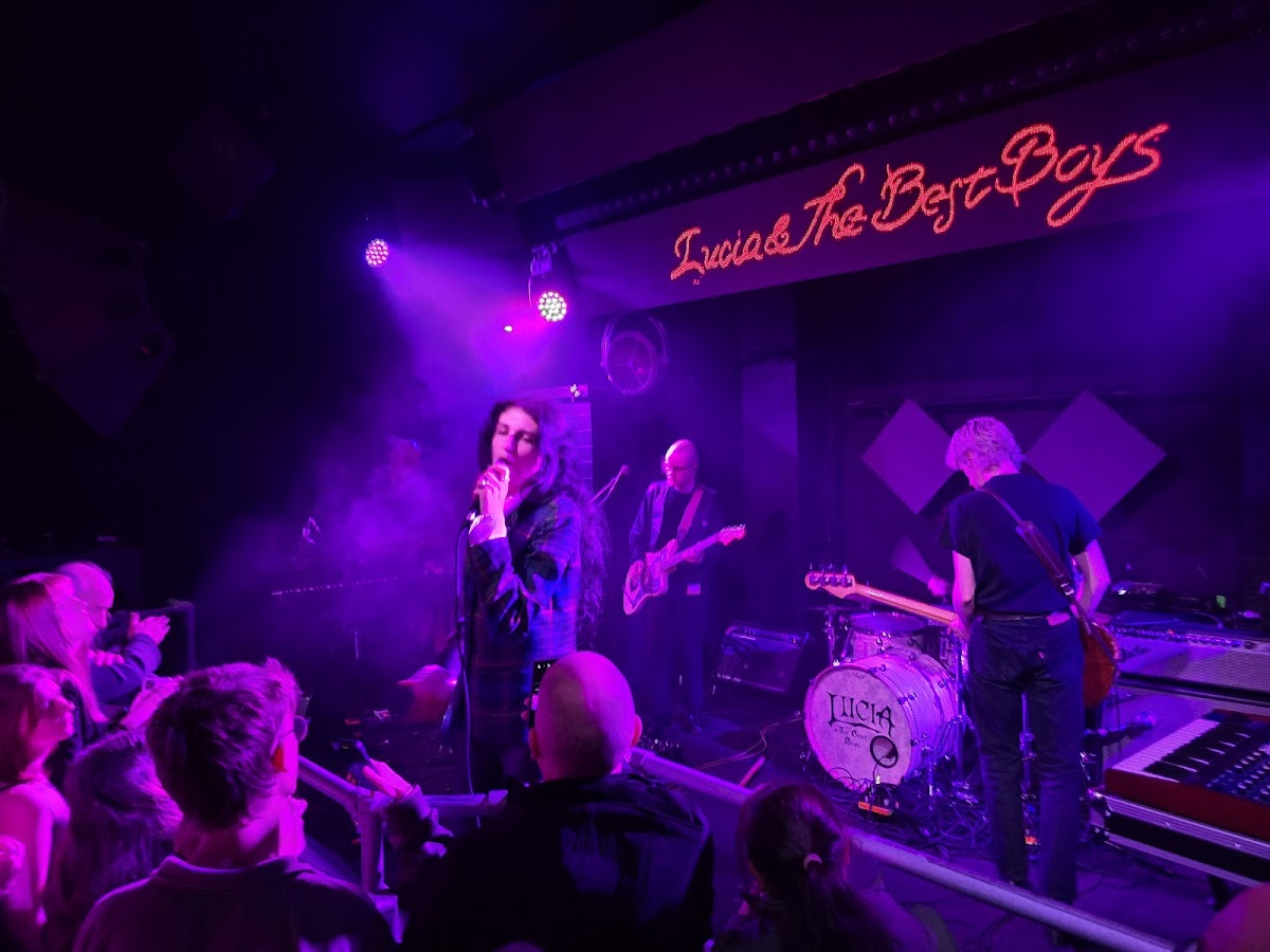 Mama Roux's — photo 2