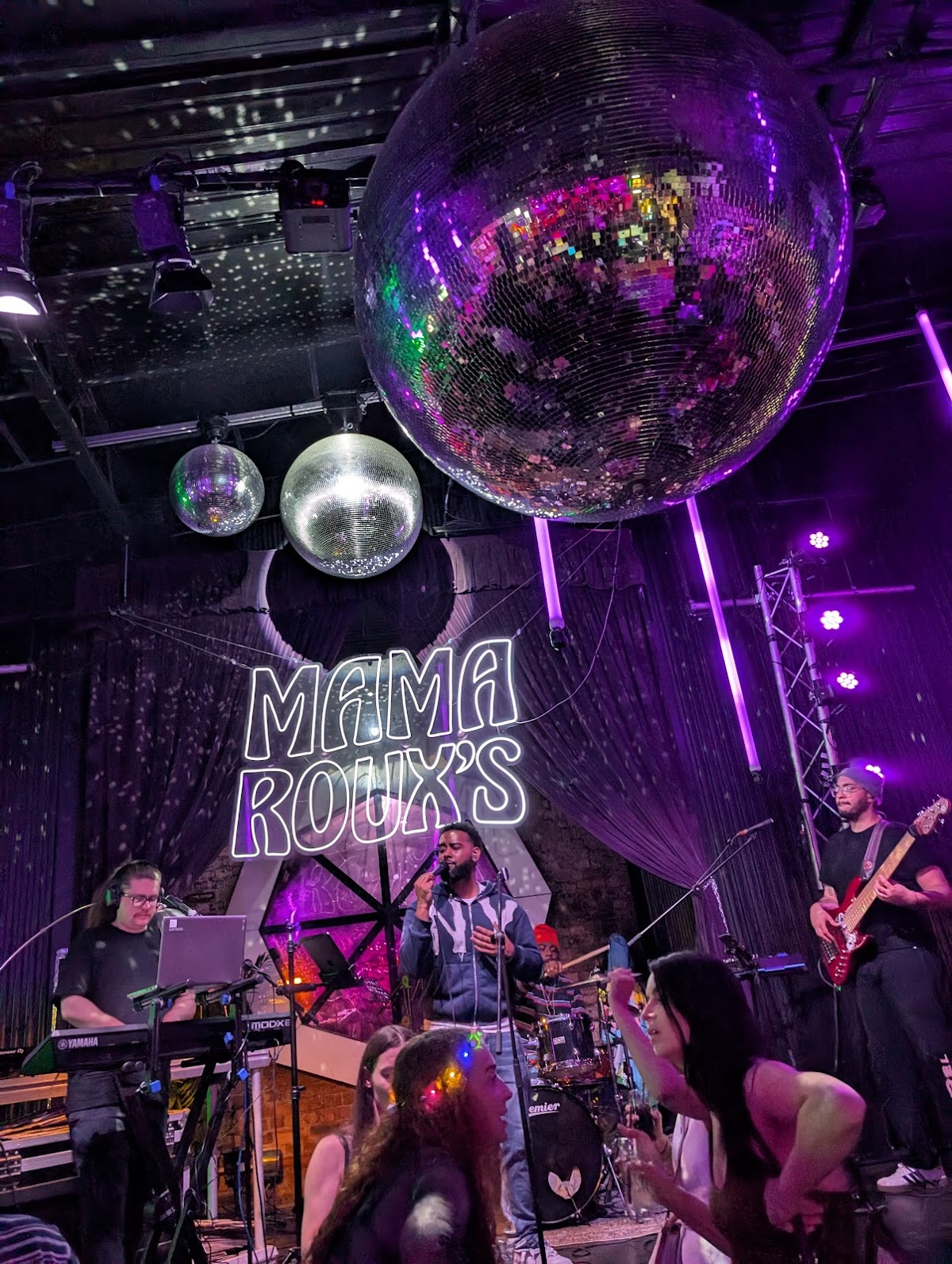 Mama Roux's — photo 4