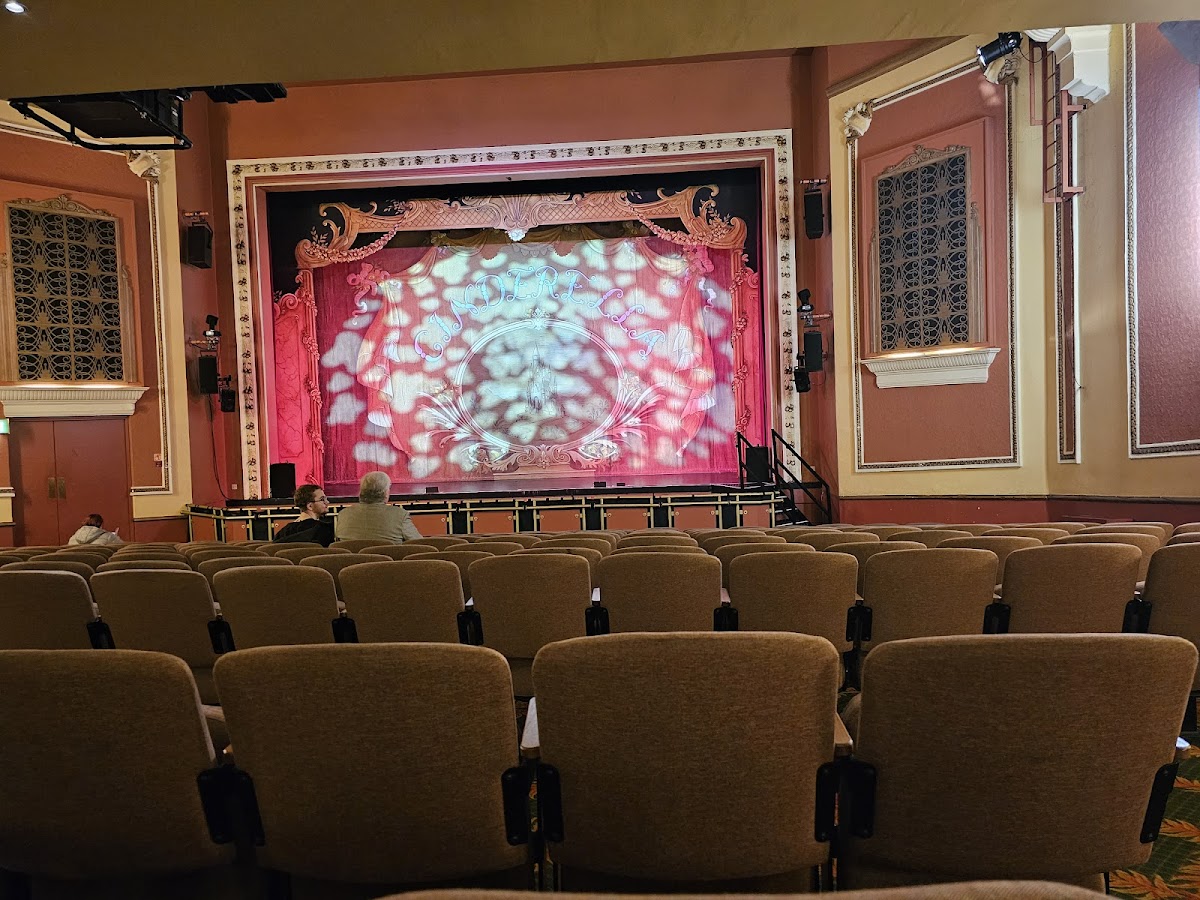 Mansfield Palace Theatre Bar — photo 1