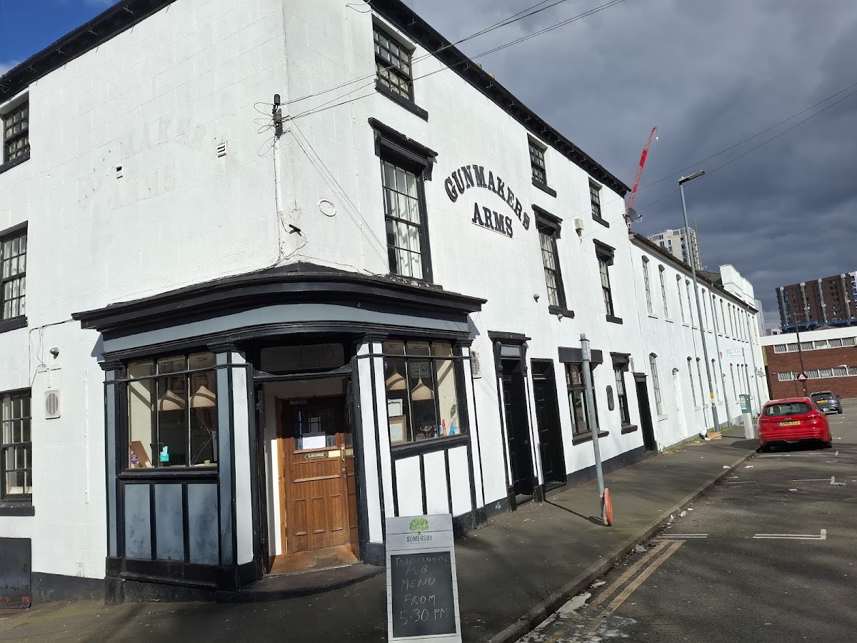 Mason Newman’s Gunmakers Arms — photo 3