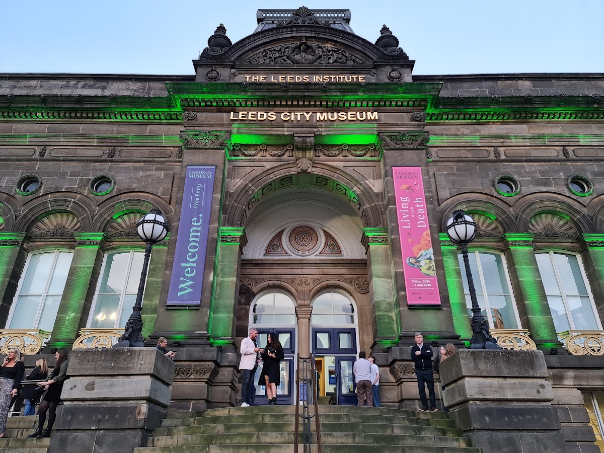 Millennium Square — photo 3