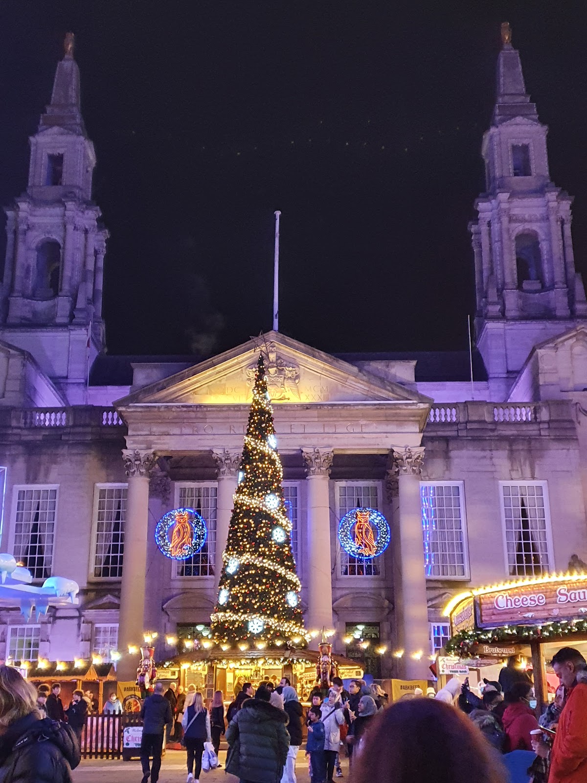 Millennium Square — photo 4
