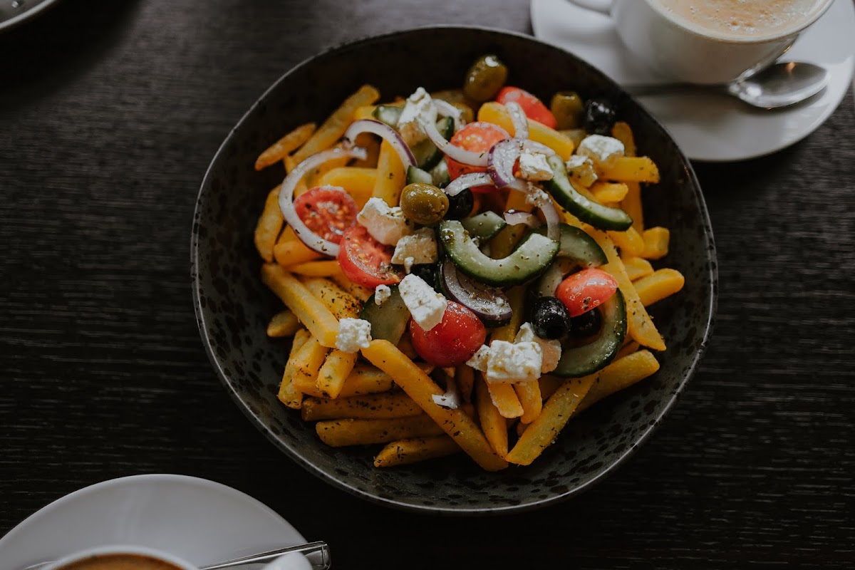 Mister's Cafe & Bistro — photo 2