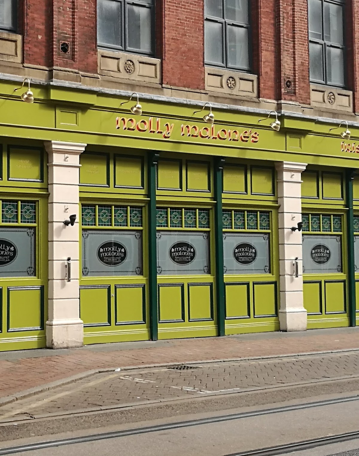 Molly Malone's Irish Tavern — photo 1