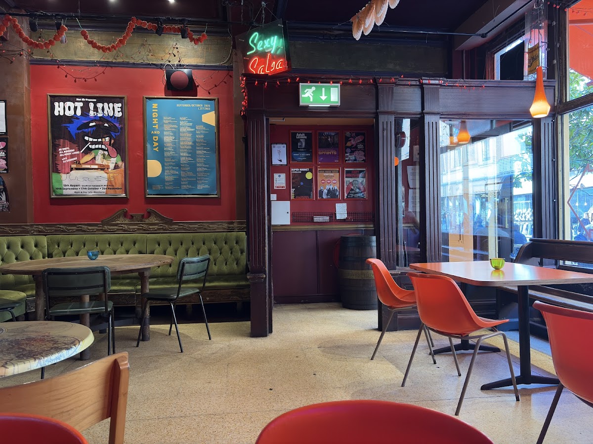 Night & Day Cafe — photo 3