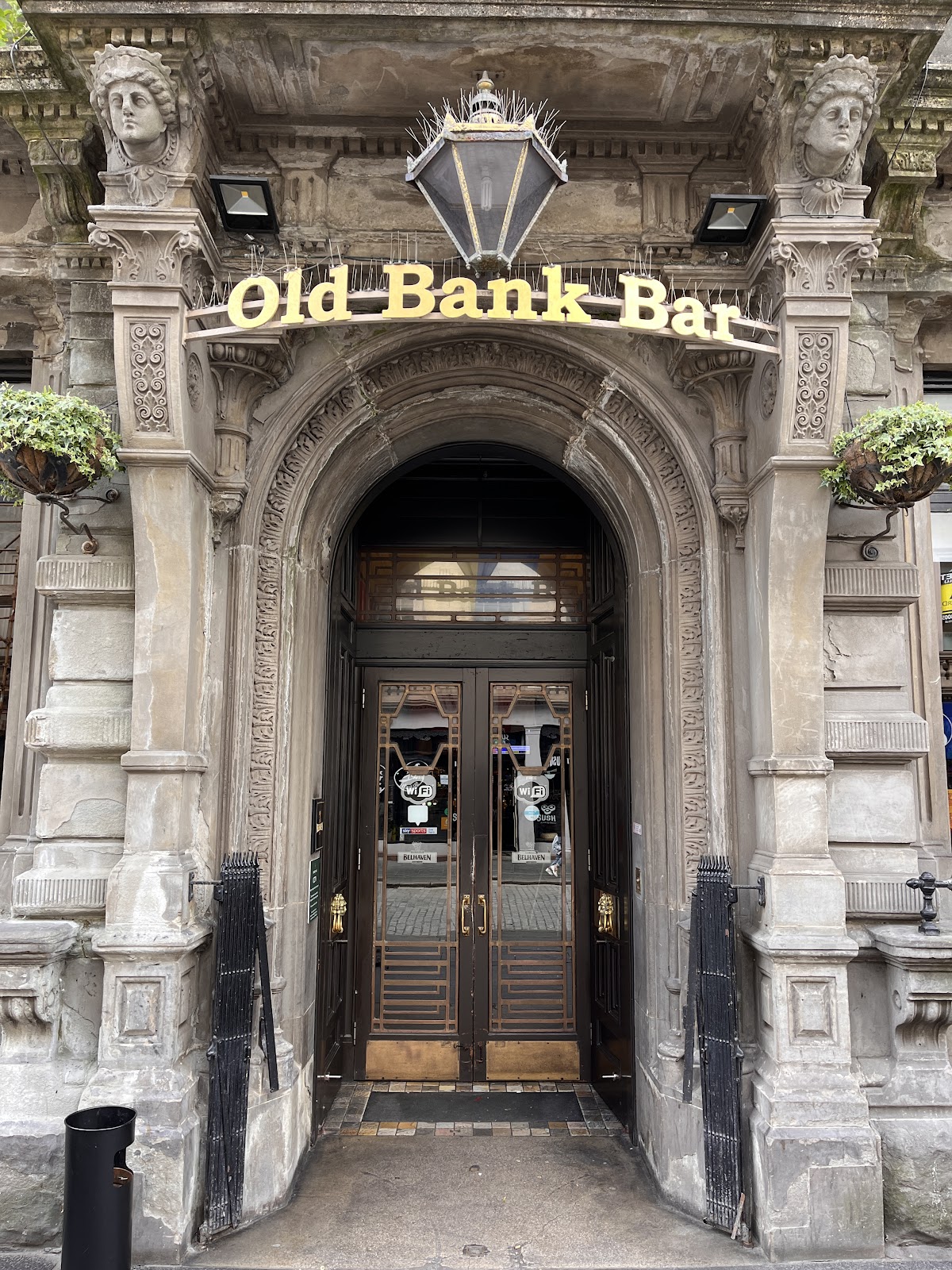 Old Bank Bar — photo 4