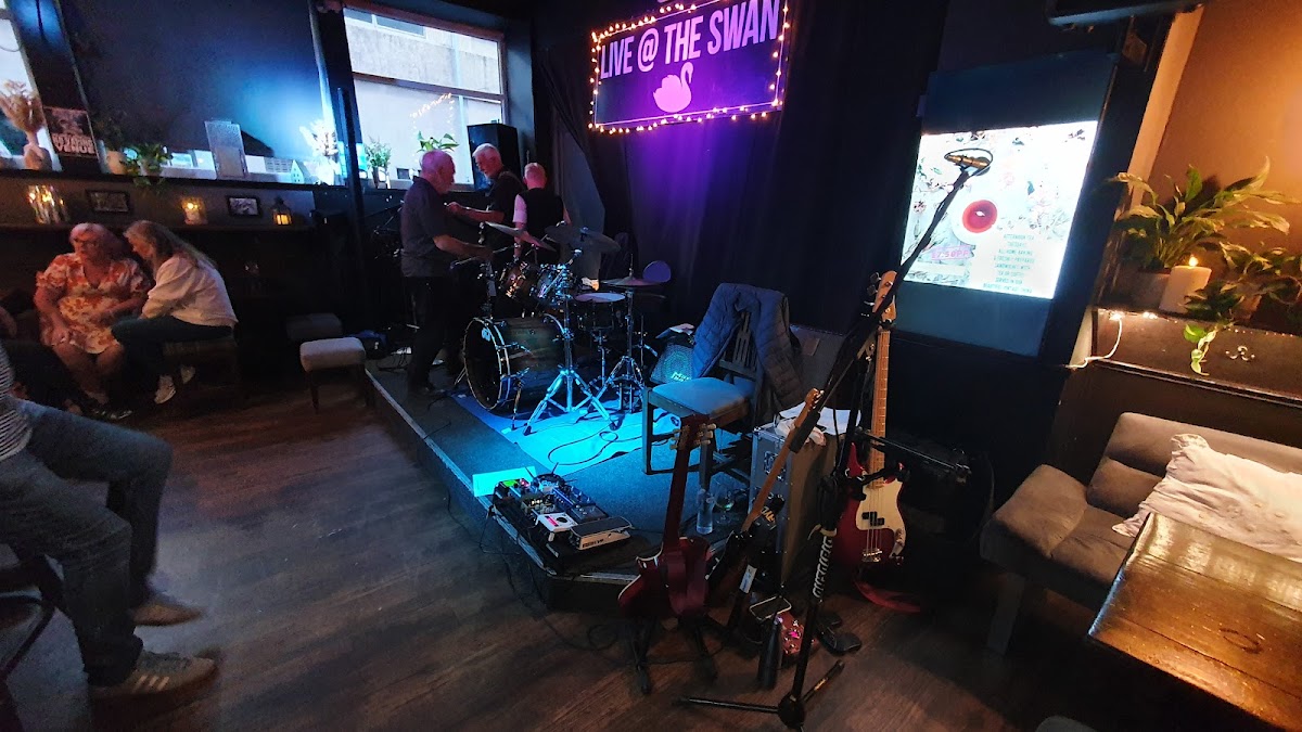 Old Swan Inn — photo 3