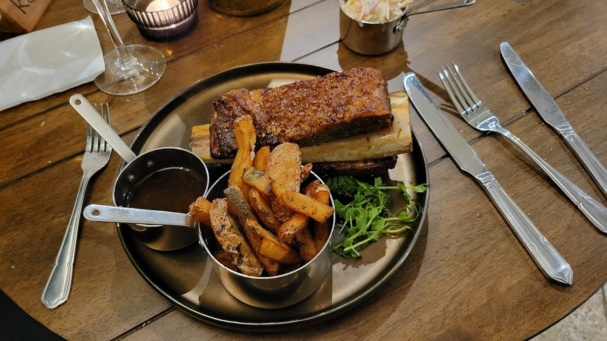 Olde Red Lion — photo 2