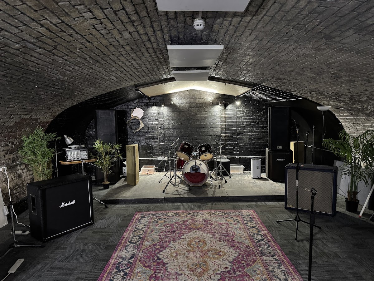 Planet Sounds — photo 1