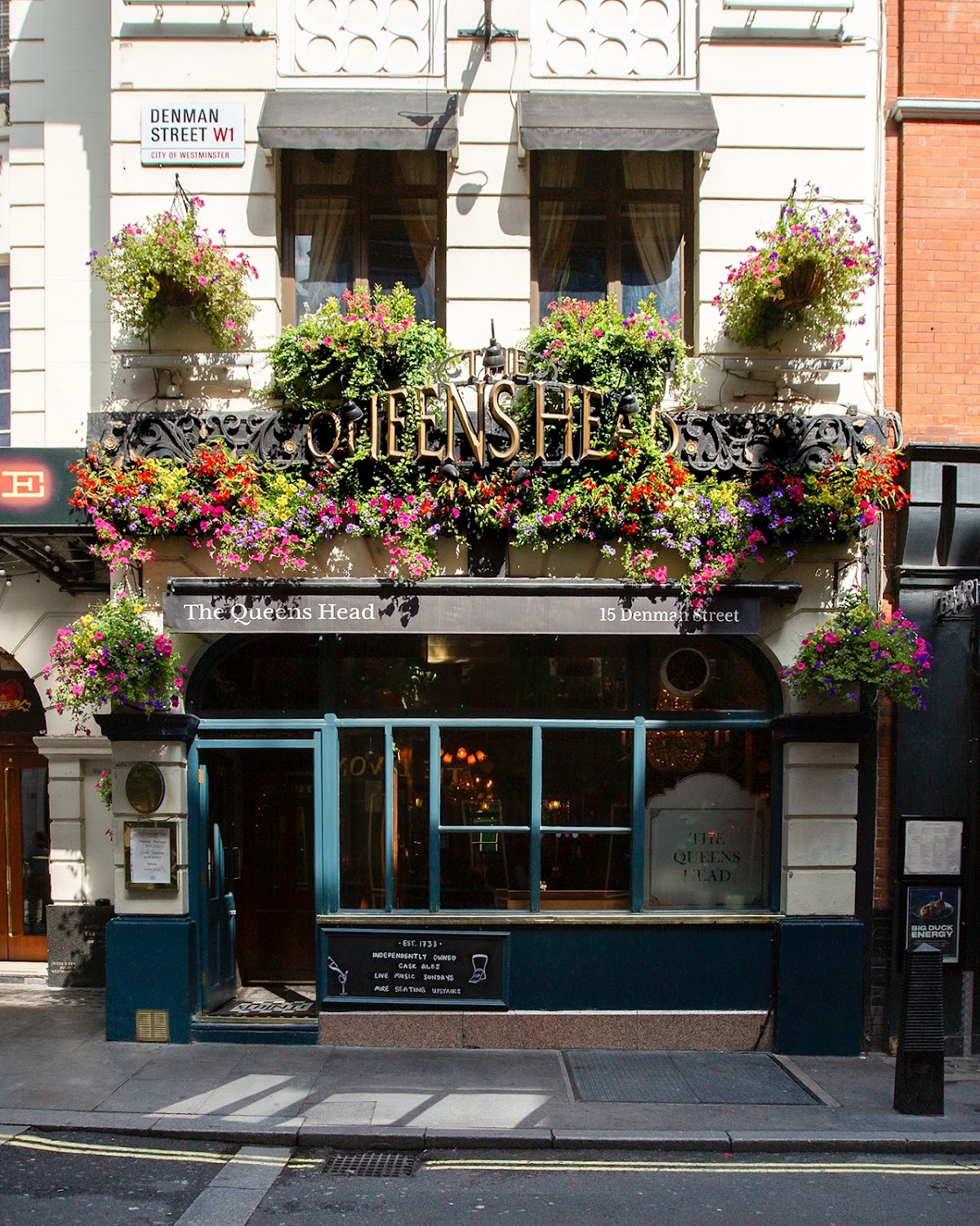 The Queen's Head — photo 1