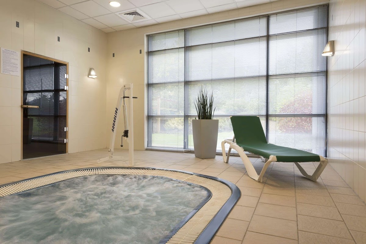 Ramada Plaza by Wyndham Wrexham — photo 3