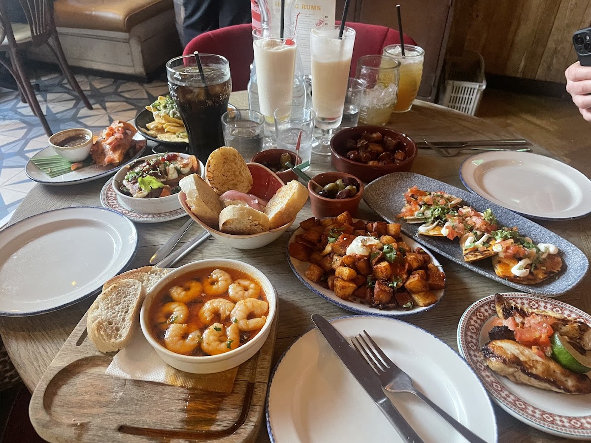 Revolución de Cuba Manchester — photo 3