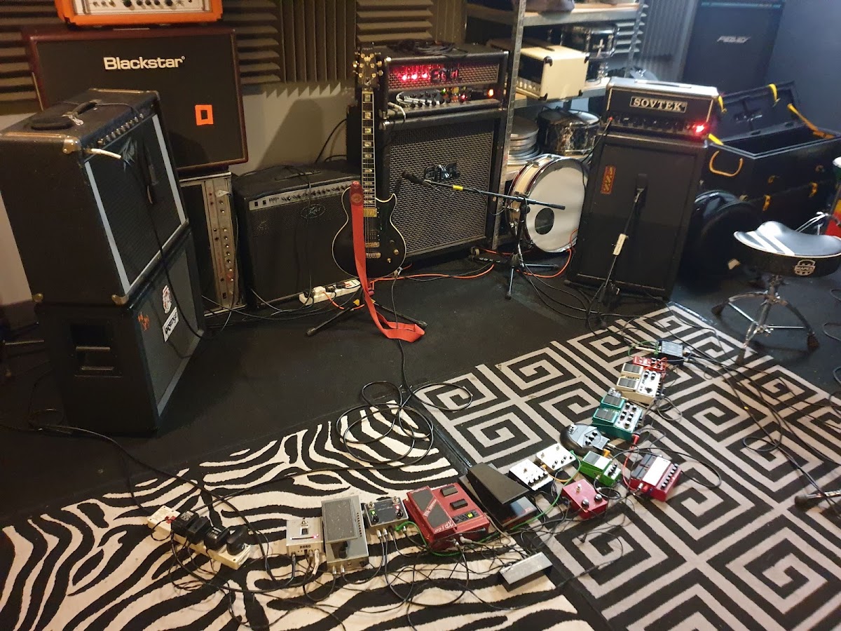 Riff Factory — photo 1