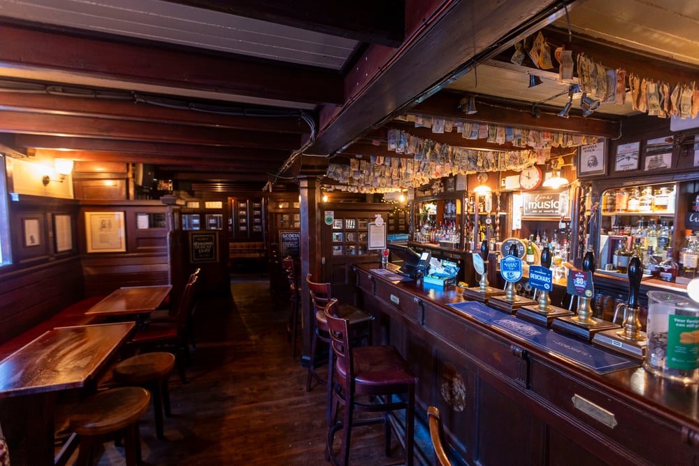 Scotia Bar — photo 3