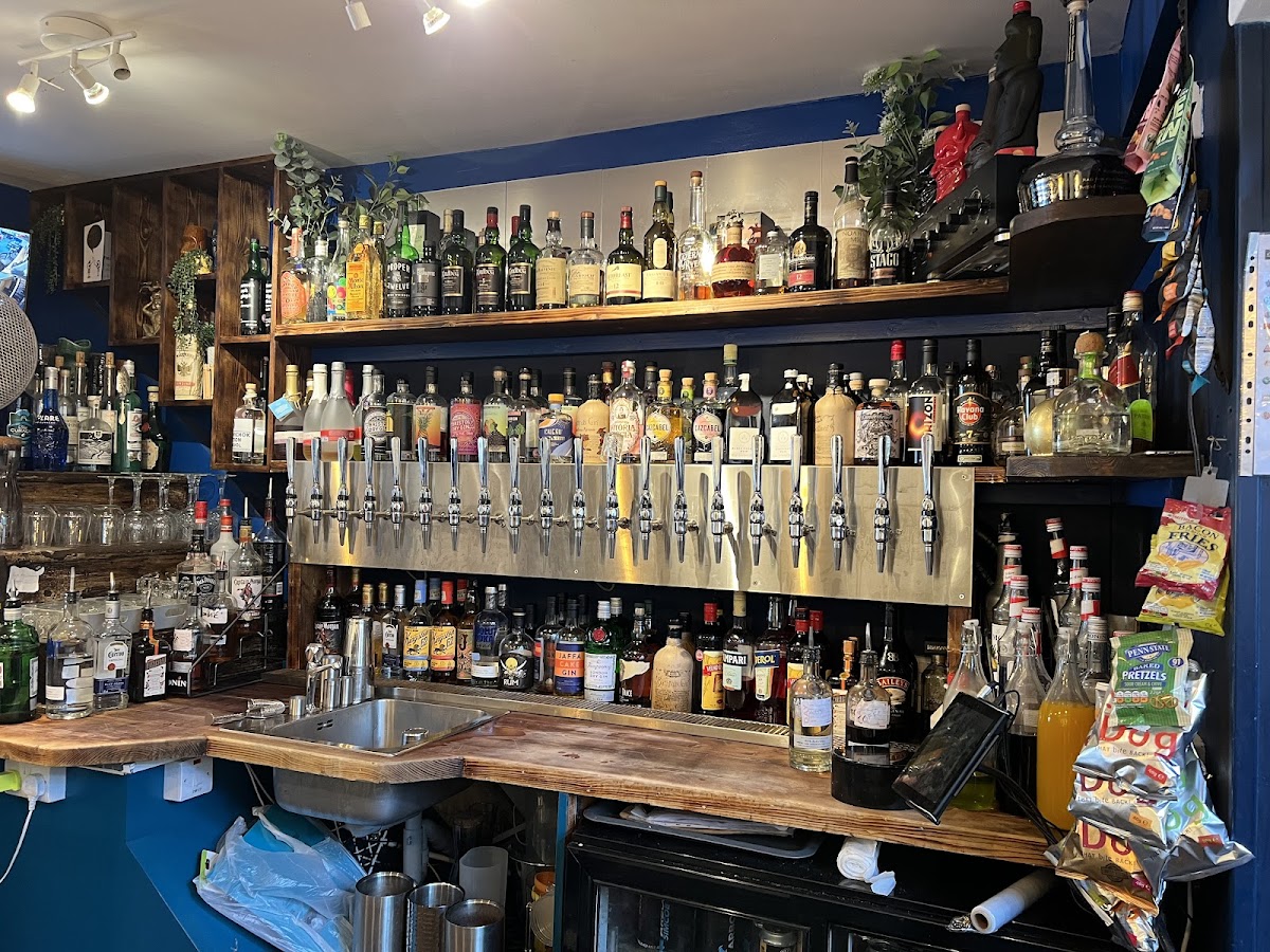 Sidney & Eden — photo 3