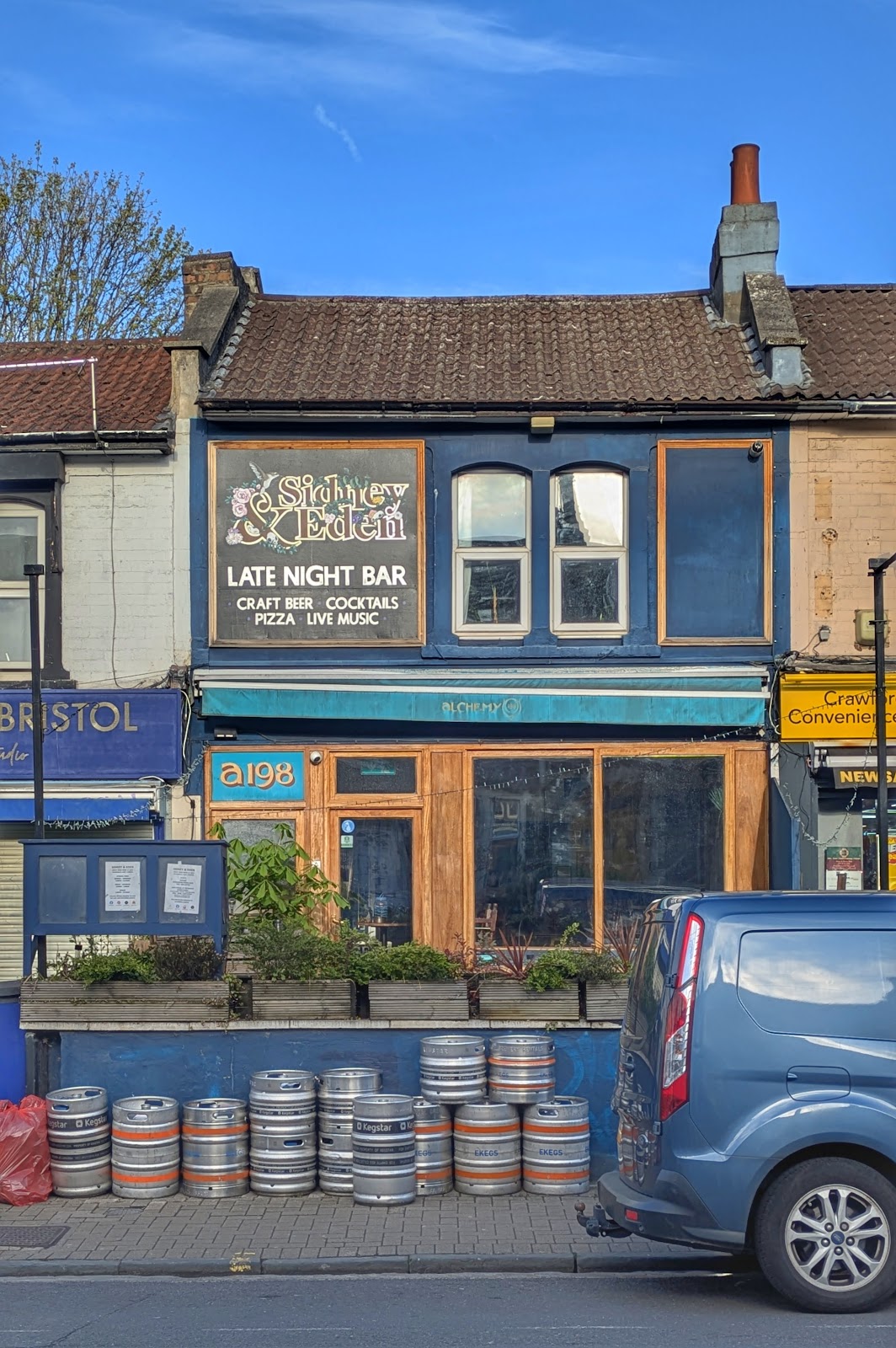 Sidney & Eden — photo 4