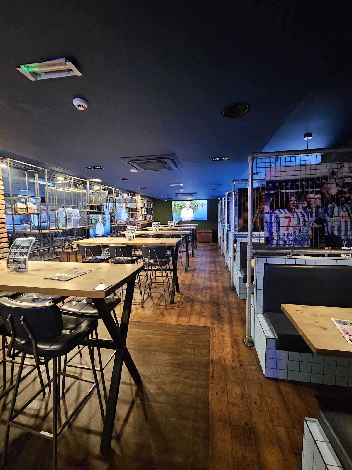 Sky Blue Tavern — photo 4