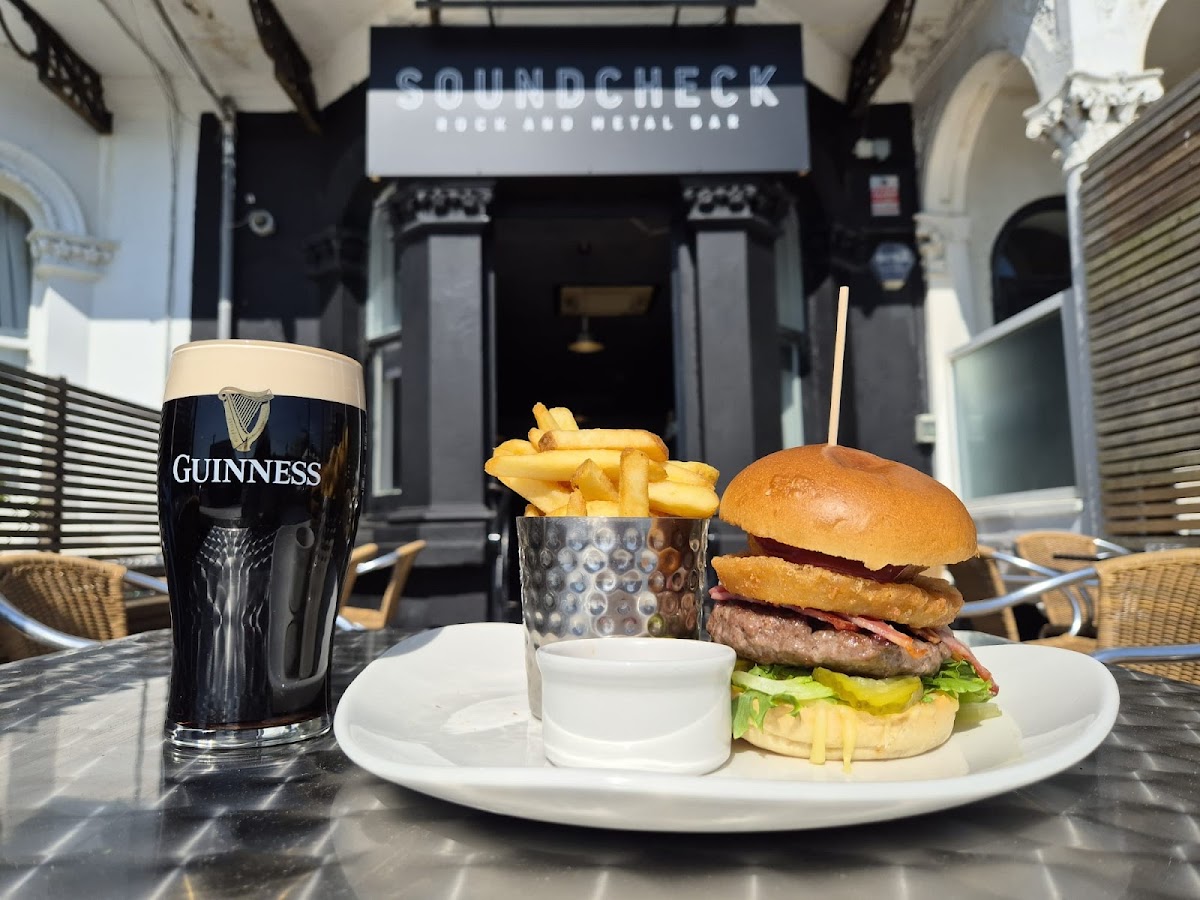 Soundcheck Rock and Metal Bar — photo 4