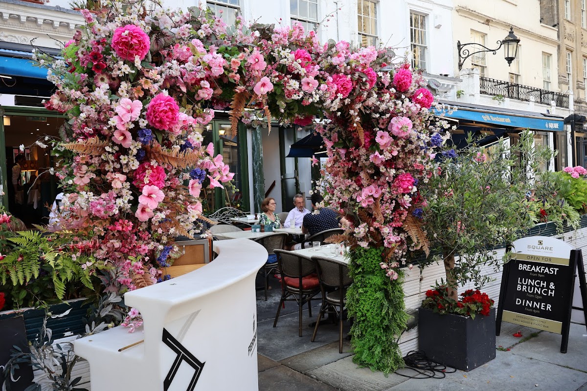 Square Grill Brasserie Restaurant & Piano Bar Bath — photo 4