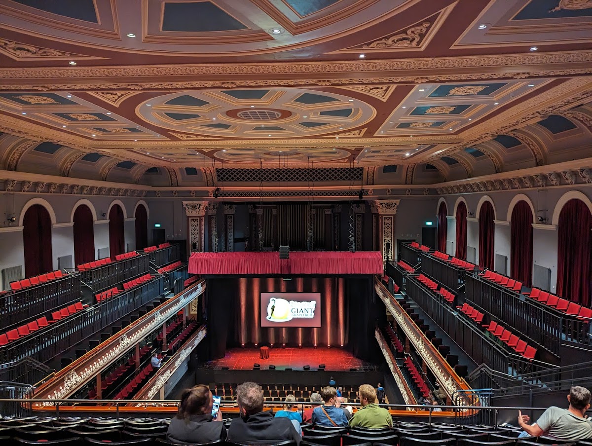 St George's Hall — photo 1